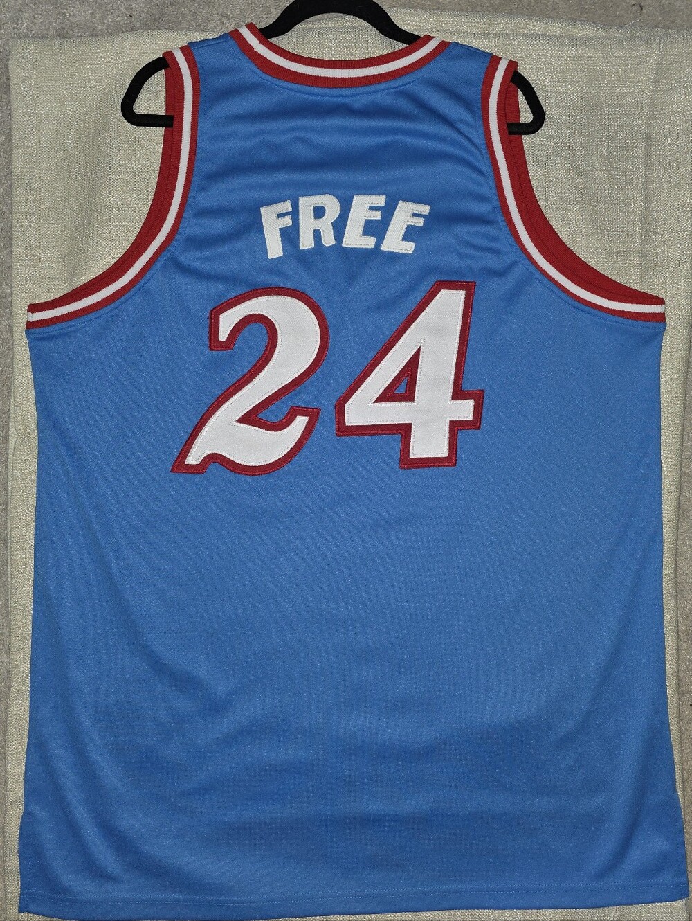 San Diego Clippers ♤ World B. Free ♤ Size XL ♤ Mitchell & Ness Hardwood Classic - Picture 2 of 4